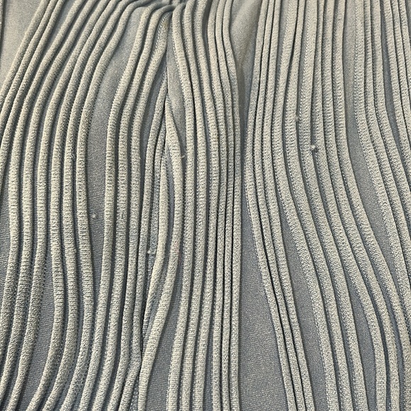 Blue pants ribbed design - Picture 8 of 9